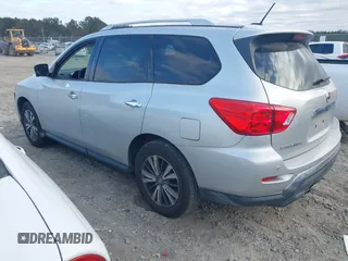 2018 Nissan Pathfinder S with VIN 5N1DR2MN5JC605426, listed as a IAAI auction lot 41142276 with 138,100 mi miles and . Bid and sale history available at DreamBid. Image 3.