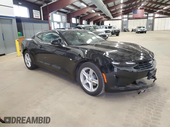 2022 Chevrolet Camaro 1LT with VIN 1G1FB1RX6N0116443, listed as a Copart auction lot 45840623 with 17,008 mi miles. Bid and sale history available at carsss.com. Image 4.