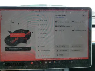 2022 Tesla Model Y Long Range z VIN 7SAYGDEE5NA016276, wystawiony jako Copart lot #55942355 z przebiegiem 14 085 mil mil oraz Szkody całkowita. Historia ofert i sprzedaży dostępna na DreamBid. Obrazek 9.