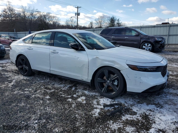 2024 Honda Accord Hybrid Sport-L with VIN 1HGCY2F72RA095594, listed as a Copart auction lot 41334445 with 7,362 mi miles and Salvage Title. Bid and sale history available at carsss.com. Image 4.