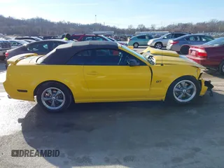 2006 Ford Mustang GT Deluxe with VIN 1ZVFT85H065120839, listed as a IAAI auction lot 41479836 with 87,079 mi miles. Bid and sale history available at carsss.com. Image 13.
