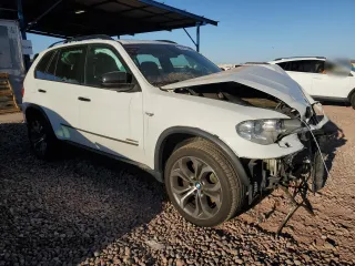 2013 BMW X5 xDrive50i with VIN 5UXZV8C55D0C16304, listed as a Copart auction lot 53406135 with 103,704 mi miles and Salvage title. Bid and sale history available at DreamBid. Image 4.