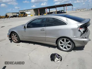 2003 Mercedes-Benz C z VIN WDBRN64J13A507887, wystawiony jako Copart lot #71978414 z przebiegiem Nie podano mil oraz Szkoda całkowita • Salvage title. Historia ofert i sprzedaży dostępna na DreamBid. Obrazek 2.