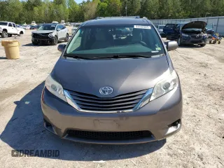 2016 Toyota Sienna LE AAS с VIN 5TDKK3DC7GS723554, выставлен на аукционе Copart как лот 53332905 с пробегом 131 216 миль миль и Списание • Salvage title. История ставок и продаж доступна на DreamBid. Изображение 5.
