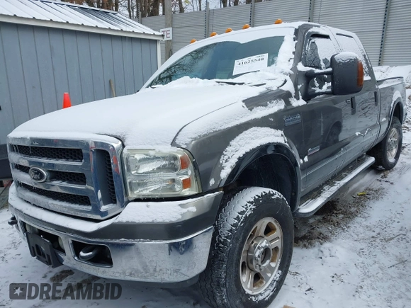 2005 Ford F-250 XL with VIN 1FTSW21P05EA15266, listed as a IAAI auction lot 41625540 with 248,211 mi miles and . Bid and sale history available at DreamBid. Image 2.