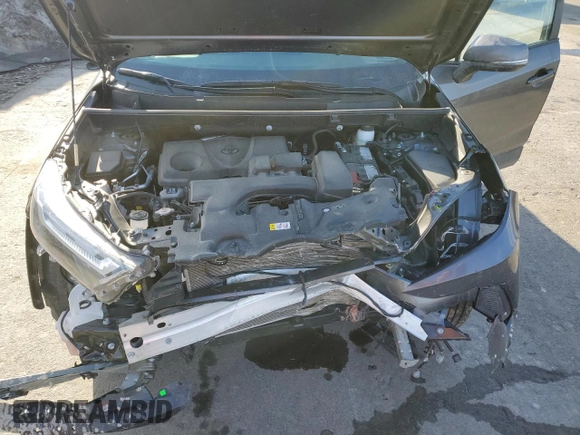 2024 Toyota RAV4 XLE with VIN 2T3P1RFV0RC449191, listed as a Copart auction lot 47747415 with 20,185 mi miles and Salvage Title. Bid and sale history available at DreamBid. Image 14.