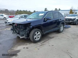 2019 Toyota RAV4 XLE with VIN JTMP1RFV7KD028229, listed as a IAAI auction lot 41628439 with 50,235 mi miles. Bid and sale history available at carsss.com. Image 18.