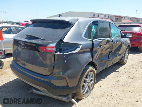 2024 Ford Edge SEL with VIN 2FMPK4J90RBA99942, listed as a IAAI auction lot 42009947 with 1 mi miles. Bid and sale history available at carsss.com. Image 4.