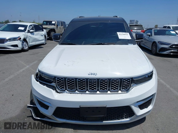 2023 Jeep Grand Cherokee Summit Reserve with VIN 1C4RJYE68P8787968, listed as a IAAI auction lot 42338911 with 28,652 mi miles and . Bid and sale history available at DreamBid. Image 12.