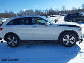 2022 Mercedes-Benz GLC with VIN W1N0G8EB7NG119580, listed as a IAAI auction lot 41239778 with 28,551 mi miles. Bid and sale history available at carsss.com. Image 13.