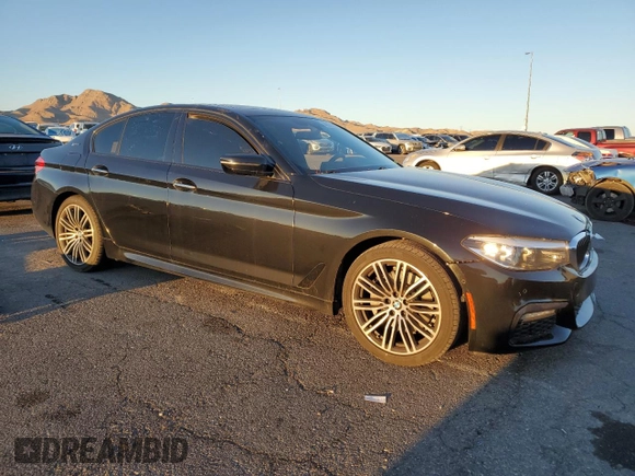 2018 BMW 5 Series 530e z VIN WBAJA9C58JB249470, wystawiony jako Copart lot #46319335 z przebiegiem 28 000 mil mil oraz Szkoda całkowita • Salvage title. Historia ofert i sprzedaży dostępna na DreamBid. Obrazek 4.
