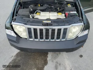 2009 Jeep Liberty Limited with VIN 1J8GN58K09W511911, listed as a Copart auction lot 53951935 with 174,927 mi miles and Clean Title. Bid and sale history available at carsss.com. Image 12.