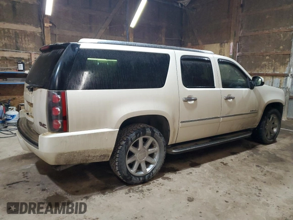 2013 GMC Yukon XL Denali with VIN 1GKS2MEF8DR329736, listed as a Copart auction lot 47556125 with 93,395 mi miles and Clean Title. Bid and sale history available at DreamBid. Image 3.