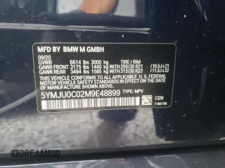 2021 BMW X5 M z VIN 5YMJU0C02M9E48899, wystawiony jako Copart lot #62313822 z przebiegiem 18 708 mil mil oraz . Historia ofert i sprzedaży dostępna na DreamBid. Obrazek 10.