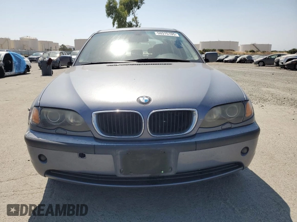 2003 BMW 3 Series 325xi with VIN WBAEU33403PM53022, listed as a Copart auction lot 59315105 with 144,532 mi miles and Salvage title. Bid and sale history available at DreamBid. Image 5.