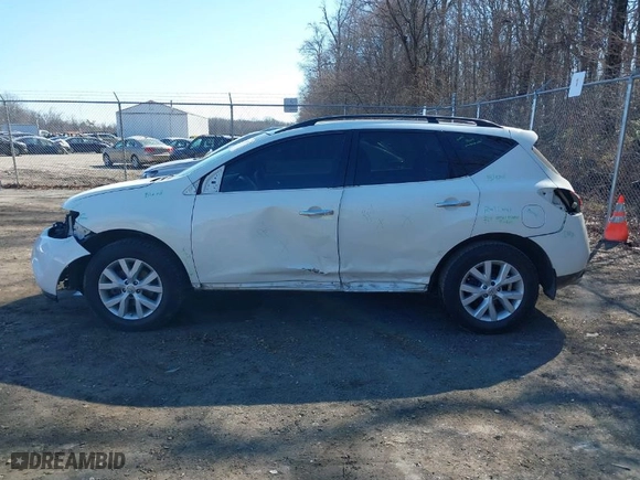 2013 Nissan Murano SL with VIN JN8AZ1MW9DW309830, listed as a IAAI auction lot 41710937 with 119,011 mi miles. Bid and sale history available at carsss.com. Image 15.