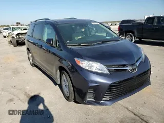 2018 Toyota Sienna LE Auto Access Seat with VIN 5TDKZ3DC3JS961968, listed as a Copart auction lot 76955644 with 28,513 mi miles and Salvage title. Bid and sale history available at DreamBid. Image 12.