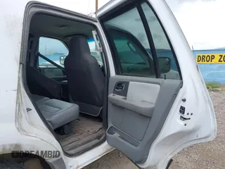 2005 Ford Expedition Special Service with VIN 1FMPU16505LA92983, listed as a IAAI auction lot 42233686 with 222,755 mi miles and . Bid and sale history available at DreamBid. Image 8.