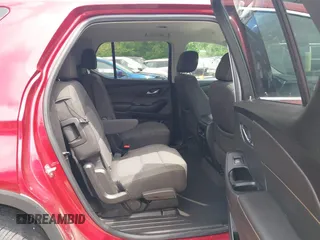 2020 Chevrolet Traverse LT Cloth z VIN 1GNEVGKW6LJ285438, wystawiony jako IAAI lot #42188972 z przebiegiem 53 628 mil mil oraz . Historia ofert i sprzedaży dostępna na DreamBid. Obrazek 8.