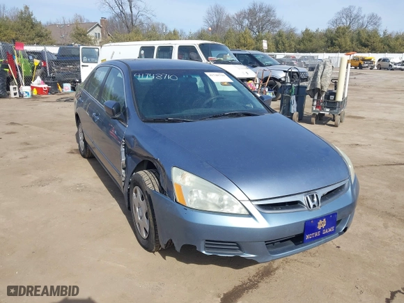 2007 Honda Accord Sdn LX with VIN 1HGCM56417A042479, listed as a IAAI auction lot 41748710 with 178907 miles. Bid and sale history available at carsss.com. Image 1.