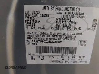 2005 Ford Escape XLS Value with VIN 1FMYU92Z25KD28826, listed as a IAAI auction lot 41638262 with 1 mi miles. Bid and sale history available at carsss.com. Image 9.