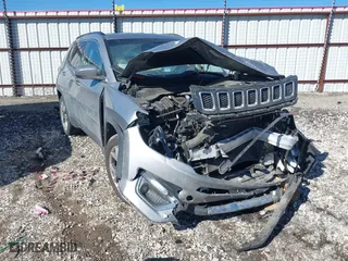 2019 Jeep Compass Limited with VIN 3C4NJCCB1KT662953, listed as a IAAI auction lot 41674997 with 86,318 mi miles. Bid and sale history available at carsss.com. Image 1.