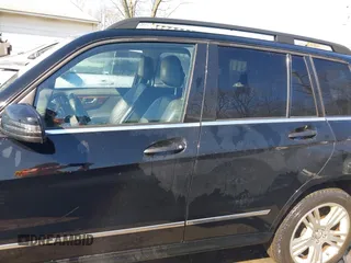 2013 Mercedes-Benz GLK with VIN WDCGG8JBXDG123692, listed as a IAAI auction lot 41578447 with 210,487 mi miles. Bid and sale history available at carsss.com. Image 14.