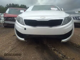 2013 Kia Optima LX z VIN KNAGM4A72D5366828, wystawiony jako IAAI lot #42106525 z przebiegiem 159 564 mil mil oraz . Historia ofert i sprzedaży dostępna na DreamBid. Obrazek 17.
