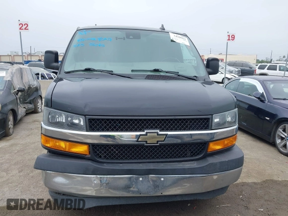 2019 Chevrolet Express Cargo z VIN 1GCWGAFP7K1229420, wystawiony jako IAAI lot #42410963 z przebiegiem Nie podano mil oraz . Historia ofert i sprzedaży dostępna na DreamBid. Obrazek 12.