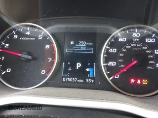 2019 Mitsubishi Eclipse Cross ES z VIN JA4AS3AA4KZ010739, wystawiony jako IAAI lot #41110833 z przebiegiem 75 037 mil mil oraz . Historia ofert i sprzedaży dostępna na DreamBid. Obrazek 7.