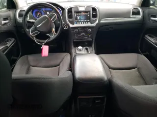 2018 Chrysler 300 Touring L with VIN 2C3CCAAG7JH308161, listed as a Copart auction lot 78851684 with 262,615 mi miles and Salvage Title. Bid and sale history available at carsss.com. Image 8.