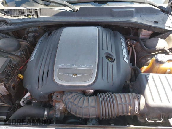 2006 Chrysler 300 C with VIN 2C3LA63H96H490736, listed as a IAAI auction lot 41998112 with 184,090 mi miles. Bid and sale history available at carsss.com. Image 10.