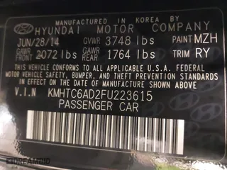 2015 Hyundai Veloster RE:FLEX with VIN KMHTC6AD2FU223615, listed as a IAAI auction lot 41388773 with 111,381 mi miles. Bid and sale history available at carsss.com. Image 9.