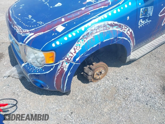 2011 Ford Escape XLT with VIN 1FMCU9D70BKA12908, listed as a IAAI auction lot 42425419 with 286,179 mi miles and . Bid and sale history available at DreamBid. Image 6.