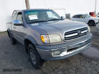 2002 Toyota Tundra SR5 with VIN 5TBBT44162S310544, listed as a IAAI auction lot 41316865 with 198,382 mi miles. Bid and sale history available at carsss.com. Image 1.