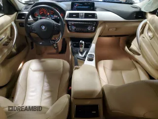 2016 BMW 3 Series 320i xDrive z VIN WBA8A3C59GK551242, wystawiony jako Copart lot #56939365 z przebiegiem 146 326 mil mil oraz Szkoda całkowita • Salvage title. Historia ofert i sprzedaży dostępna na DreamBid. Obrazek 8.
