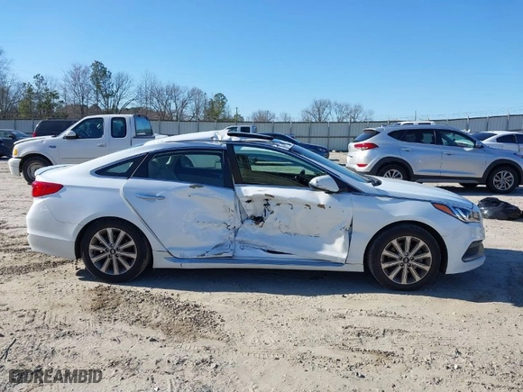 2016 Hyundai Sonata 2.4L Sport with VIN 5NPE34AF7GH406121, listed as a IAAI auction lot 41652078 with 90,445 mi miles. Bid and sale history available at carsss.com. Image 6.
