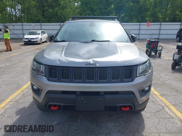 2020 Jeep Compass Trailhawk z VIN 3C4NJDDB0LT221532, wystawiony jako IAAI lot #42310215 z przebiegiem 78 464 mil mil oraz . Historia ofert i sprzedaży dostępna na DreamBid. Obrazek 12.