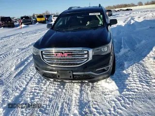 2018 GMC Acadia SLE z VIN 1GKKNTLS1JZ166490, wystawiony jako Copart lot #47698745 z przebiegiem 95 299 mil mil oraz Szkoda całkowita • Salvage title. Historia ofert i sprzedaży dostępna na DreamBid. Obrazek 12.