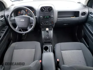 2009 Jeep Compass North with VIN 1J4FT47B19D234521, listed as a Copart auction lot 86703924 with 201,476 mi miles and Clean Title. Bid and sale history available at carsss.com. Image 8.
