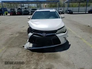 2015 Toyota Camry XLE z VIN 4T1BF1FK1FU020874, wystawiony jako Copart lot #57466195 z przebiegiem 123 881 mil mil oraz Szkoda całkowita • Salvage title. Historia ofert i sprzedaży dostępna na DreamBid. Obrazek 13.