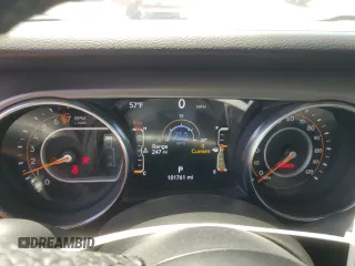 2020 Jeep Gladiator Sport S с VIN 1C6HJTAG3LL217002, выставлен на аукционе Copart как лот 52535955 с пробегом 101 761 миль миль и Списание • Salvage title. История ставок и продаж доступна на DreamBid. Изображение 9.