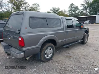 2011 Ford F-250 XL with VIN 1FT7W2A68BEB68809, listed as a IAAI auction lot 40592632 with 189,675 mi miles and . Bid and sale history available at carsss.com. Image 4.