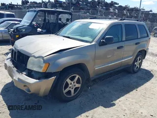 2005 Jeep Grand Cherokee Laredo with VIN 1J4HS48NX5C656582, listed as a IAAI auction lot 42079746 with Not Provided miles and . Bid and sale history available at DreamBid. Image 17.