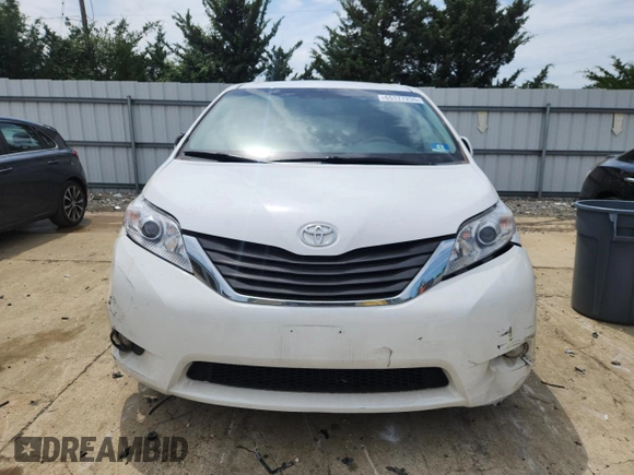 2011 Toyota Sienna XLE AAS с VIN 5TDYK3DC1BS017540, выставлен на аукционе Copart как лот 65177255 с пробегом 164 604 миль миль и Списание • Salvage title. История ставок и продаж доступна на DreamBid. Изображение 5.