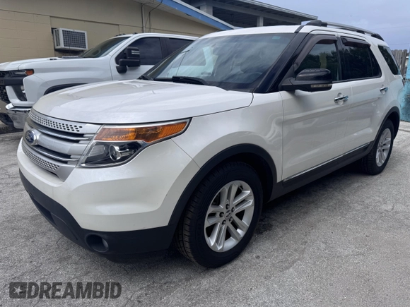 2011 Ford Explorer XLT with VIN 1FMHK7D83BGA41444, listed as a IAAI auction lot 42639747 with 101,637 mi miles and . Bid and sale history available at DreamBid. Image 2.
