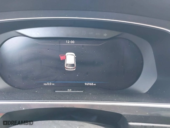 2019 Volkswagen Tiguan SE with VIN 3VV3B7AX9KM067418, listed as a IAAI auction lot 41434045 with 96,968 mi miles. Bid and sale history available at carsss.com. Image 7.