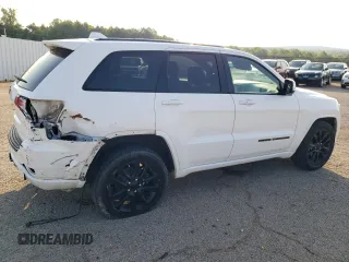 2017 Jeep Grand Cherokee Altitude with VIN 1C4RJEAG9HC702812, listed as a Copart auction lot 62423495 with 162,982 mi miles and Salvage title. Bid and sale history available at DreamBid. Image 3.