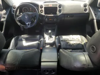 2011 Volkswagen Tiguan SE with VIN WVGBV7AX2BW561987, listed as a Copart auction lot 55385195 with 146,907 mi miles and Salvage Title. Bid and sale history available at DreamBid. Image 8.