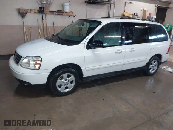 2005 Ford Freestar SES с VIN 2FMZA57695BA87443, выставлен на аукционе IAAI как лот 40873184 с пробегом 144 558 миль миль и . История ставок и продаж доступна на DreamBid. Изображение 2.